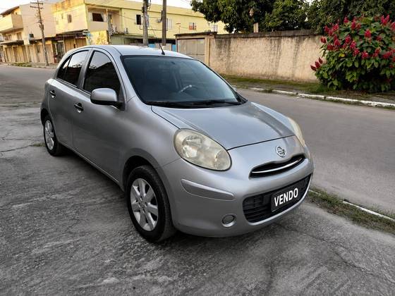 NISSAN MARCH 1.6 SV 16V FLEX 4P MANUAL
